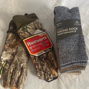 Huntworth Camo Gloves and Alpine Hiking Socks nwt